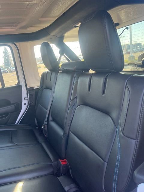 Used 2022 Jeep Wrangler Unlimited Rubicon 4xe w/ Cold Weather Group image 9