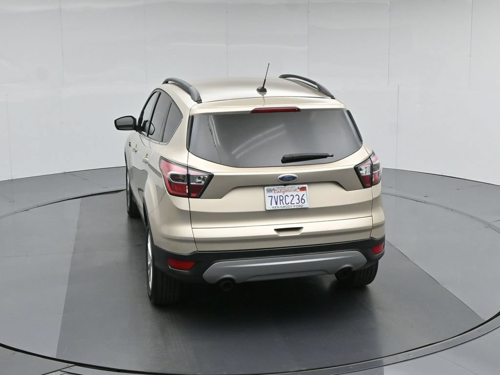 Certified 2017 Ford Escape SE w/ Equipment Group 201A FWD image 43