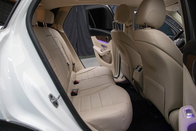 Used 2022 Mercedes-Benz GLC 300 4MATIC image 18