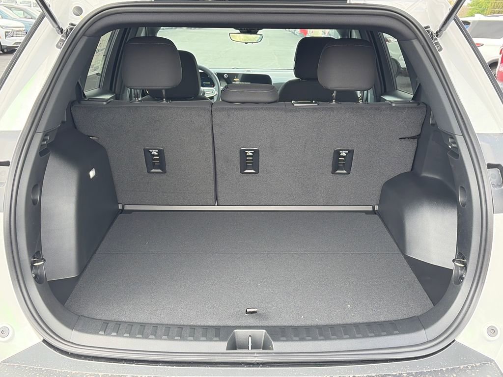 New 2026 Chevrolet Equinox LT w/ Safety and Technology Package image 5