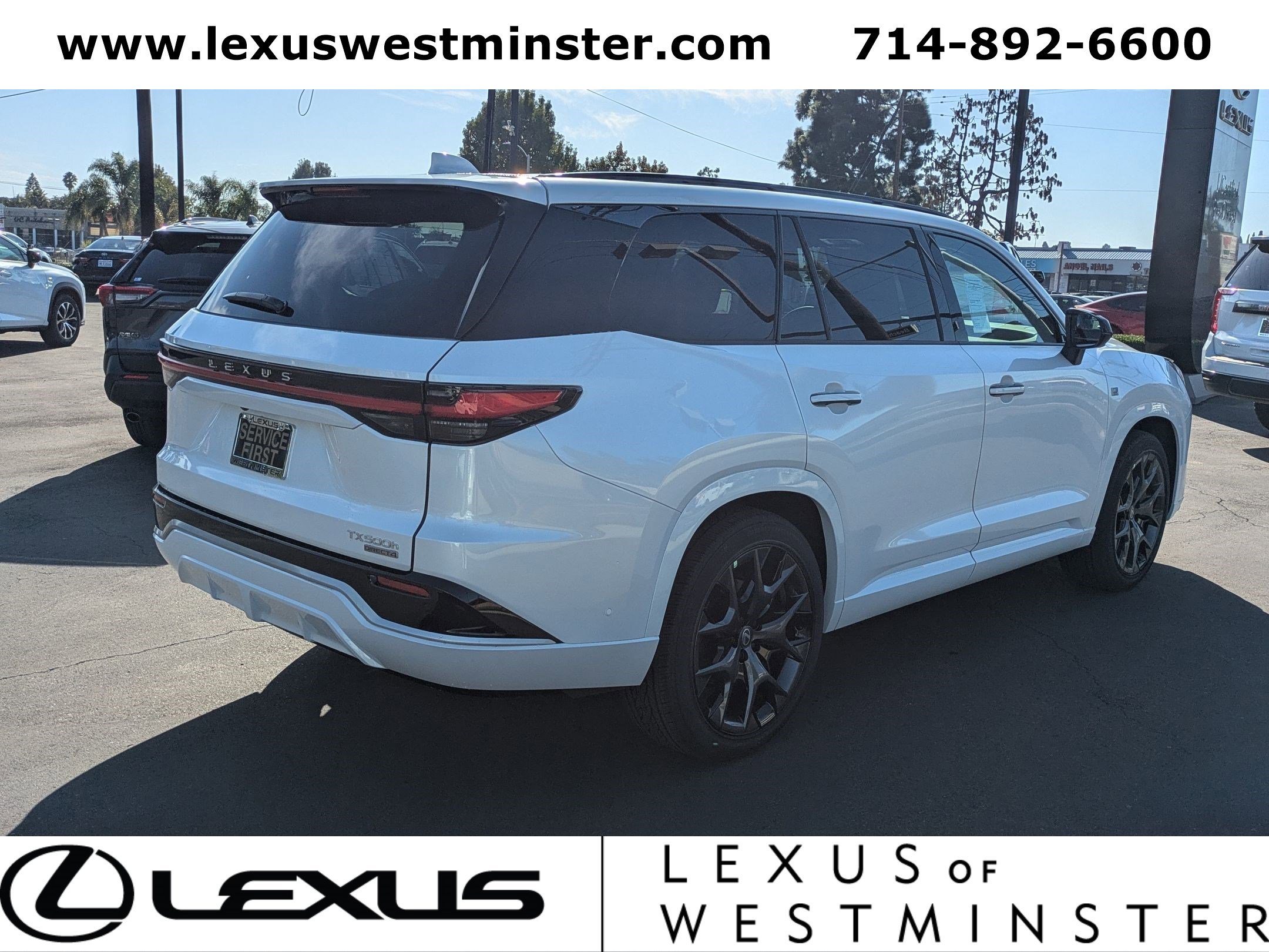 New 2026 Lexus TX 500h AWD image 8