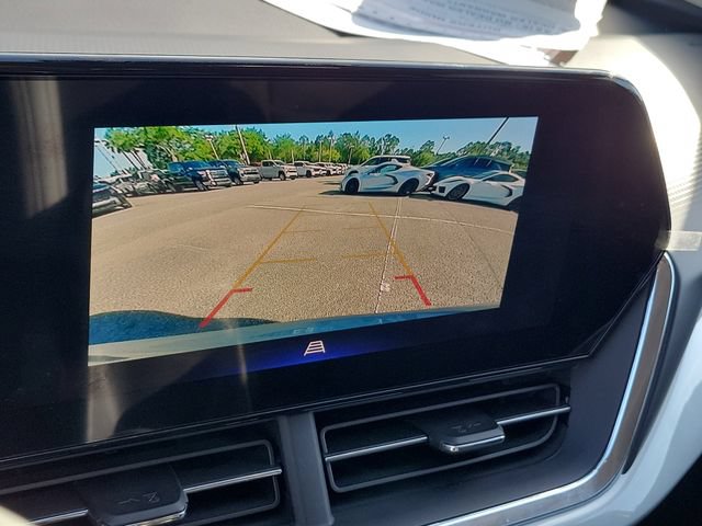 Certified 2025 Chevrolet Trax LT w/ Driver Confidence Package FWD image 32