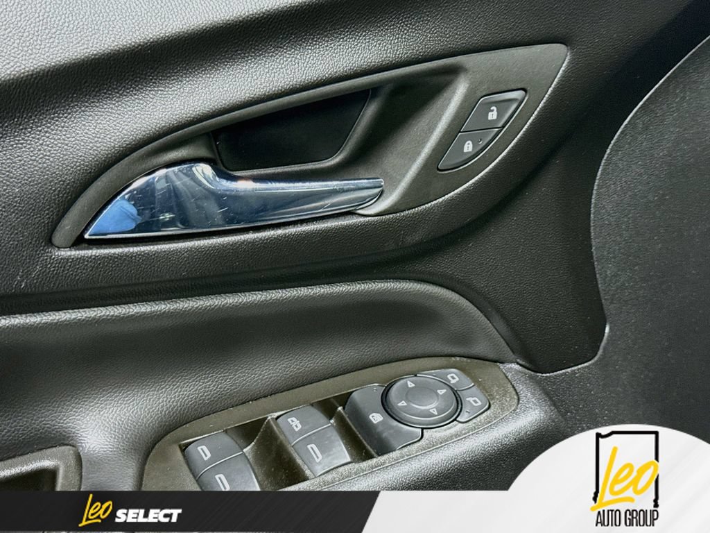 Used 2023 Chevrolet Equinox LT FWD image 20