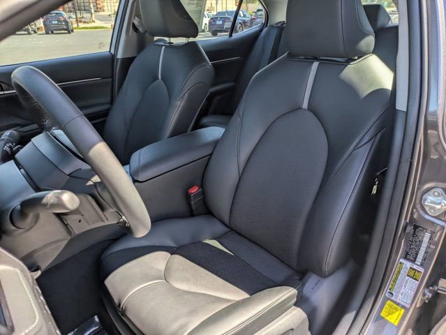 Used 2024 Toyota Camry XSE w/ Cold Weather Package FWD image 11