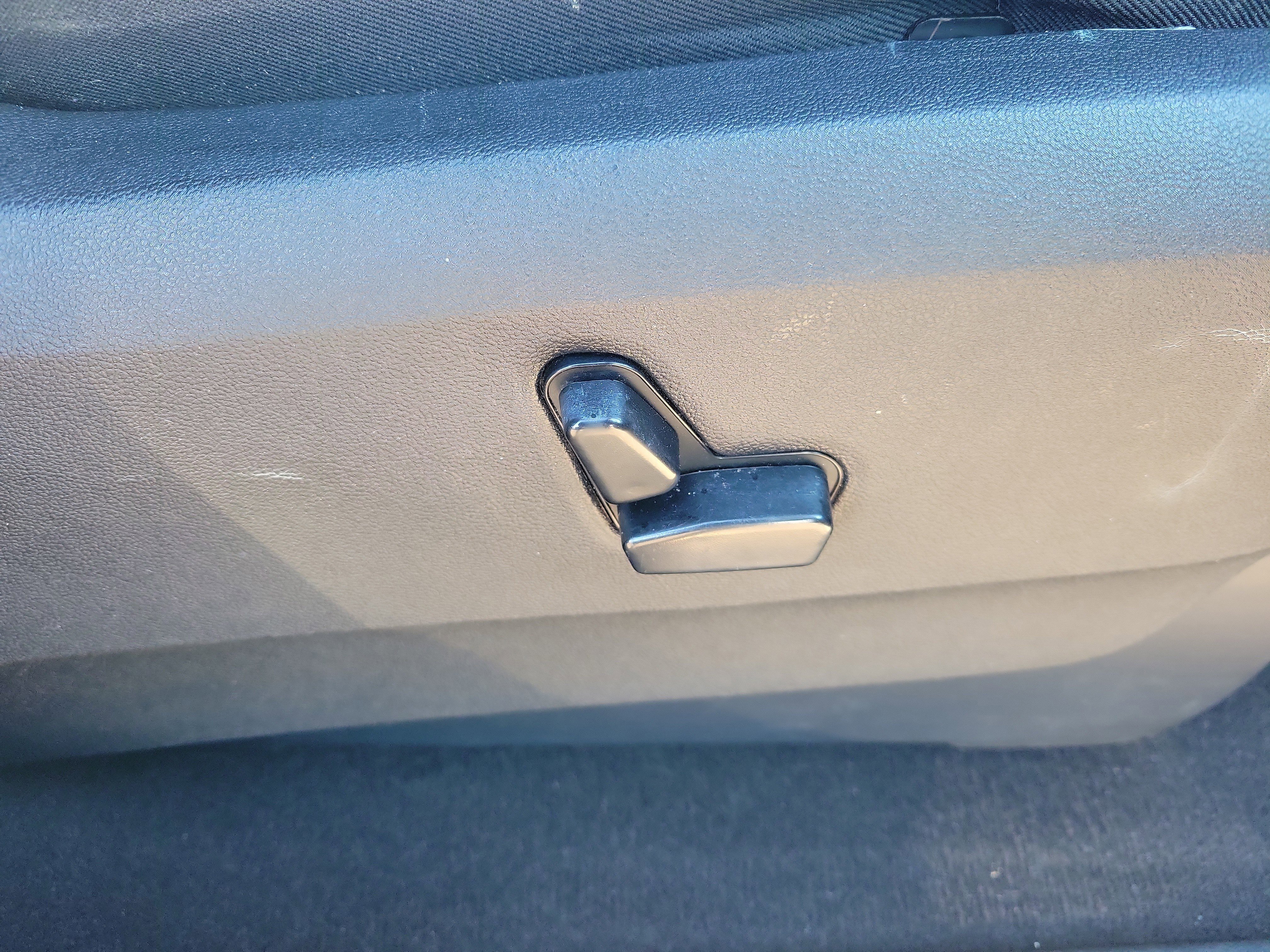 Used 2017 Dodge Grand Caravan GT image 9