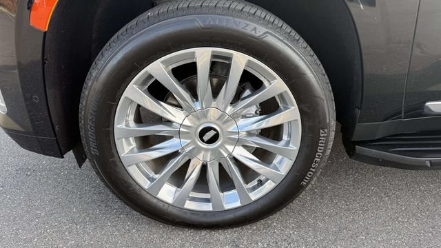 Used 2022 Cadillac Escalade Premium Luxury AWD/4WD image 43