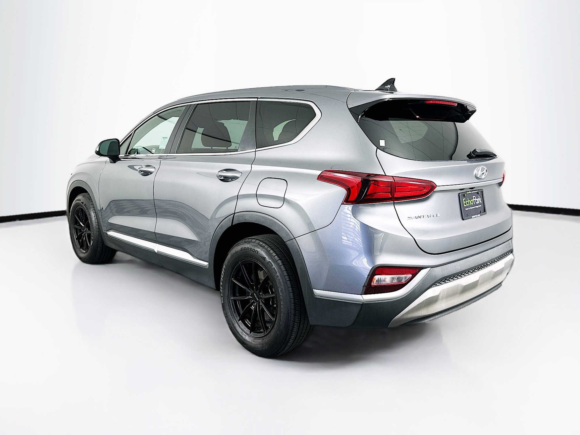 Used 2019 Hyundai Santa Fe SE FWD image 5