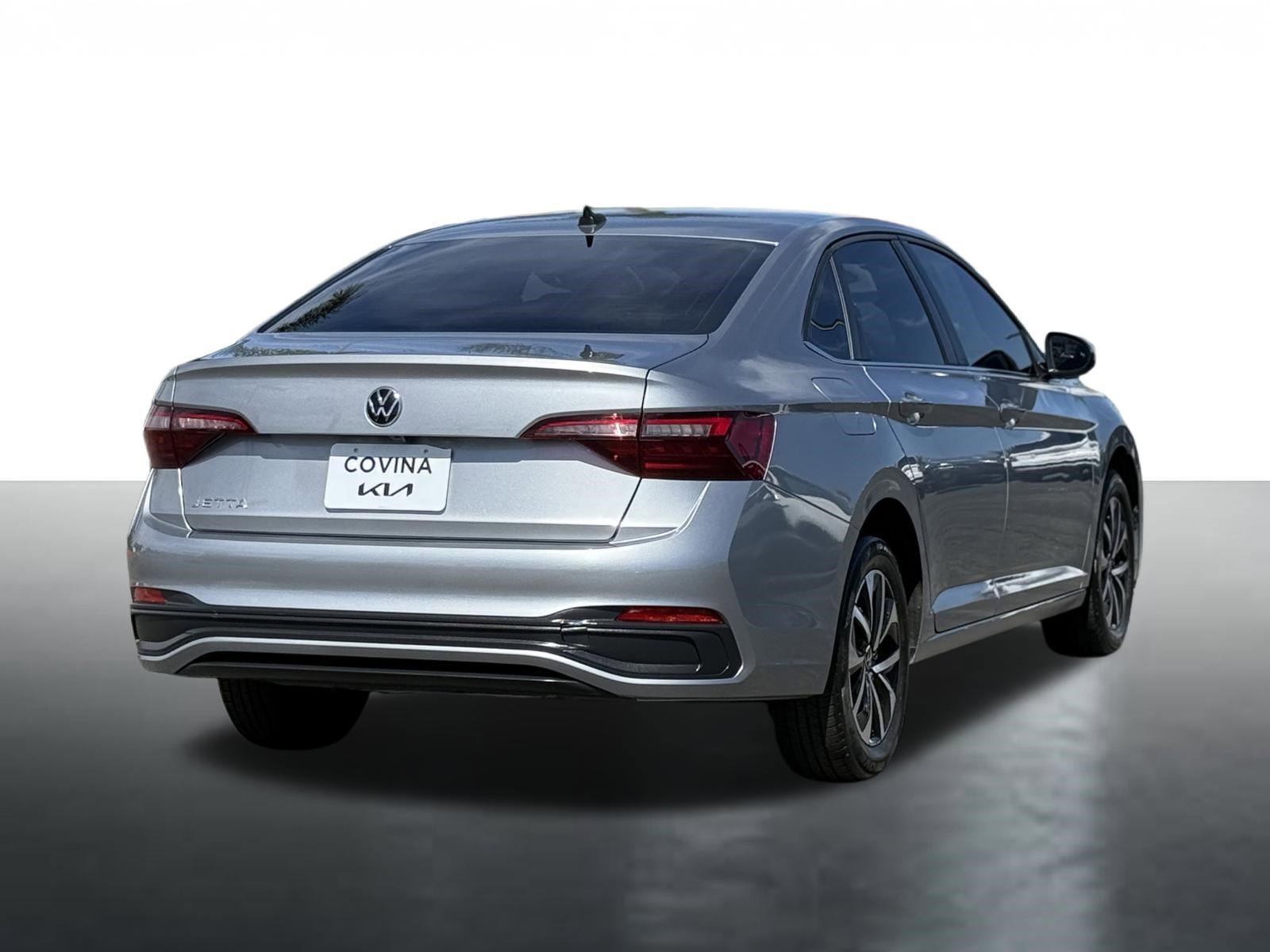 Used 2024 Volkswagen Jetta S image 8