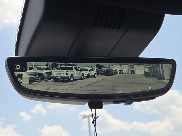 Used 2025 Chevrolet Silverado EV RST AWD/4WD image 36