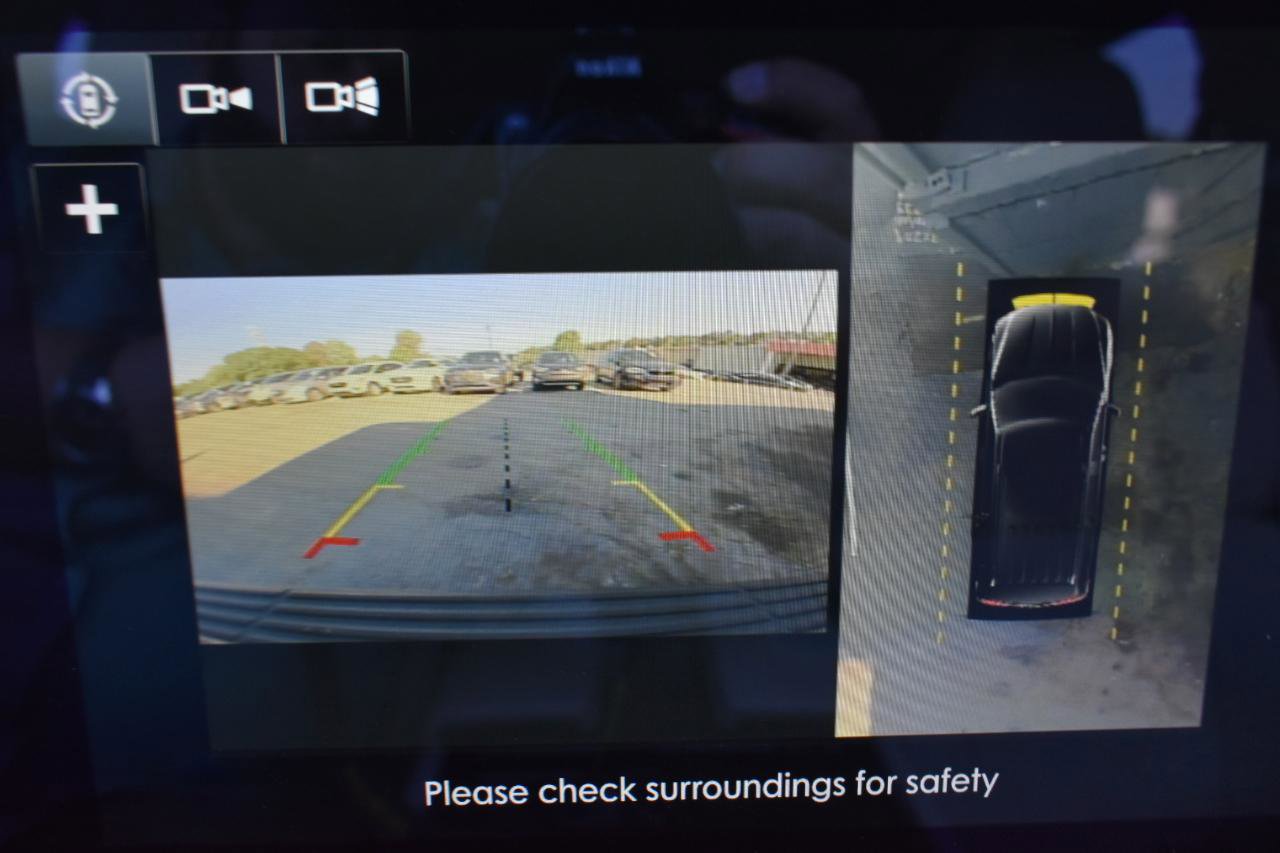 Used 2018 Lincoln Navigator Select RWD image 21