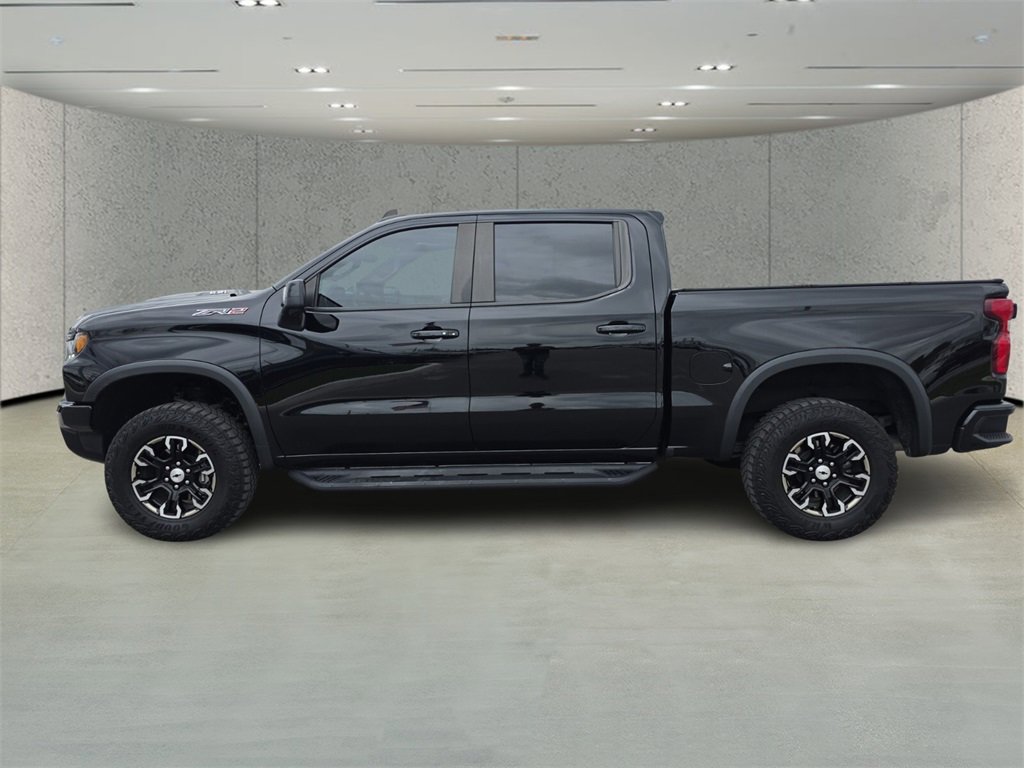 Used 2023 Chevrolet Silverado 1500 ZR2 w/ Technology Package image 6