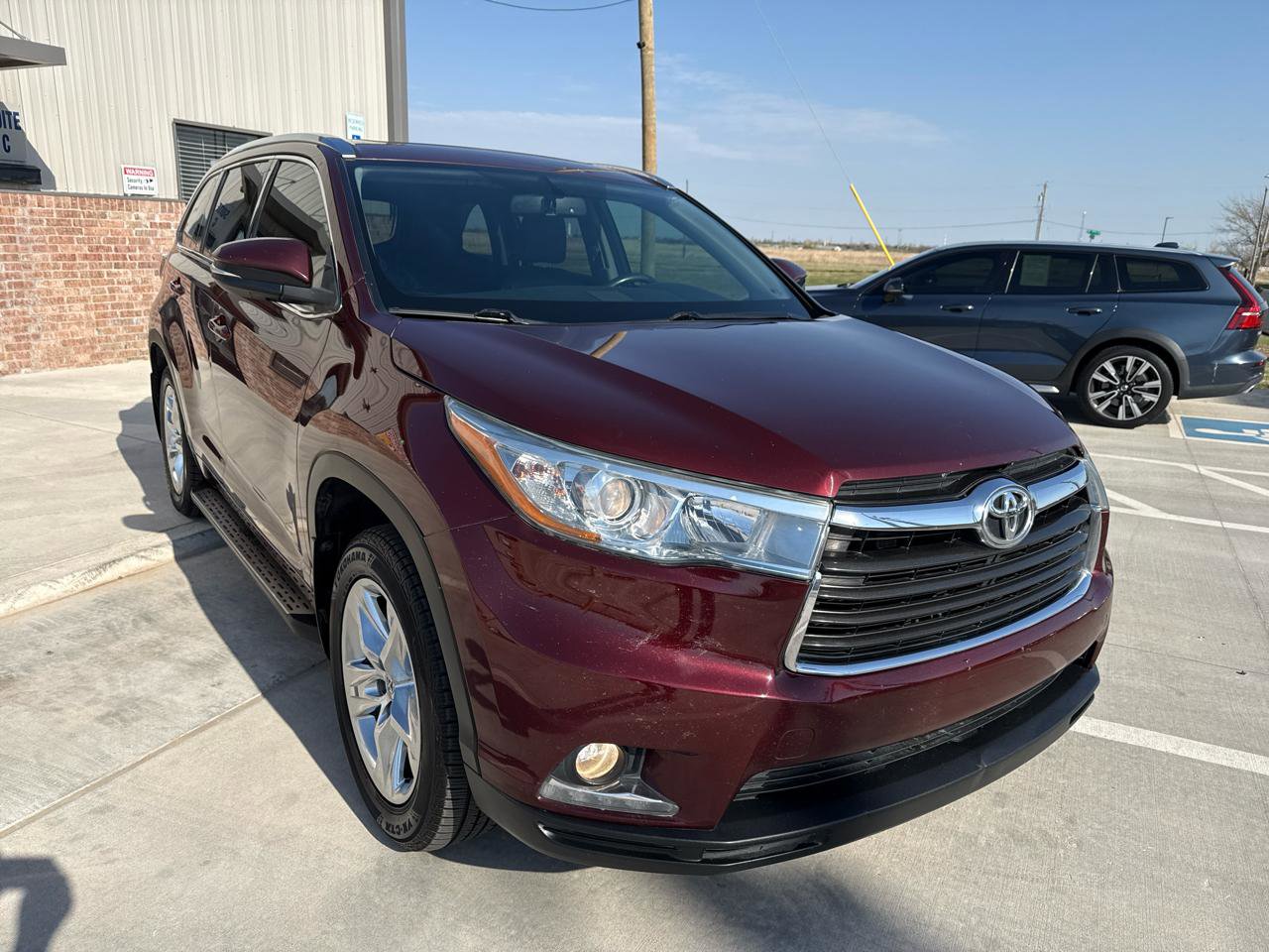 Used 2014 Toyota Highlander Limited image 6