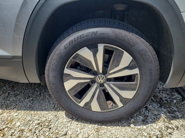 Used 2026 Volkswagen Atlas SE FWD image 5