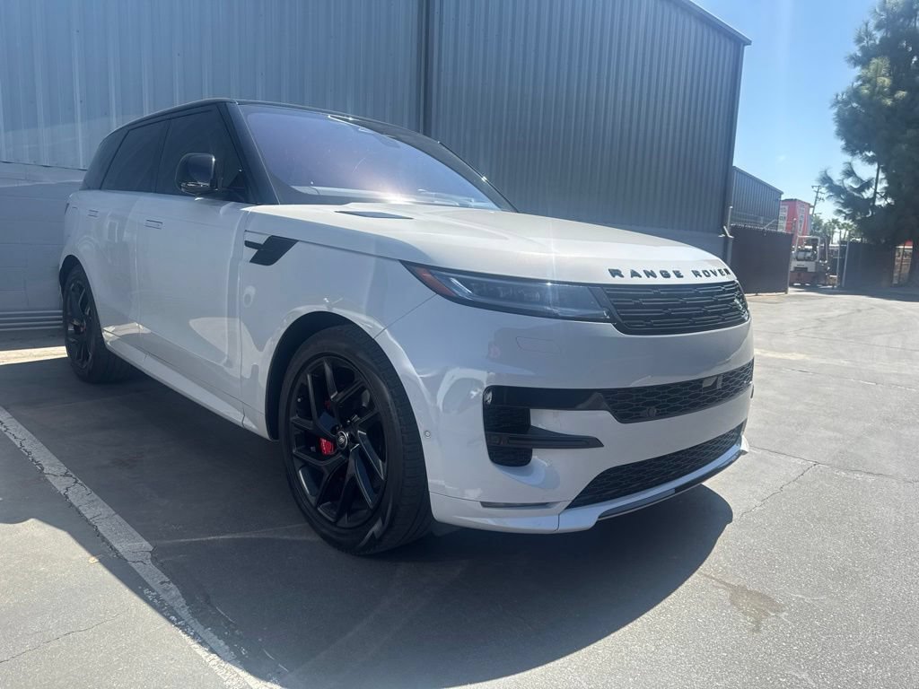 Used 2023 Land Rover Range Rover Sport SE Dynamic AWD/4WD image 1