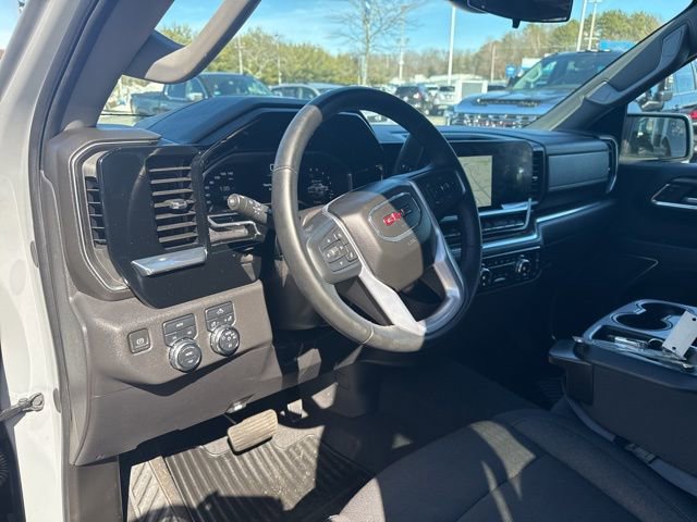 Used 2024 GMC Sierra 1500 Elevation image 12