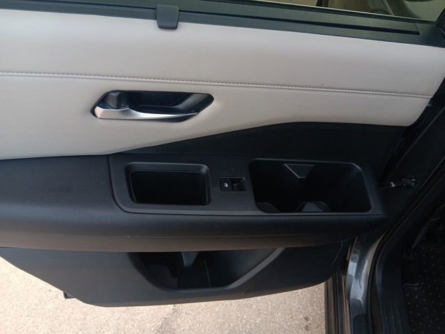 Used 2023 Nissan Pathfinder SL image 29