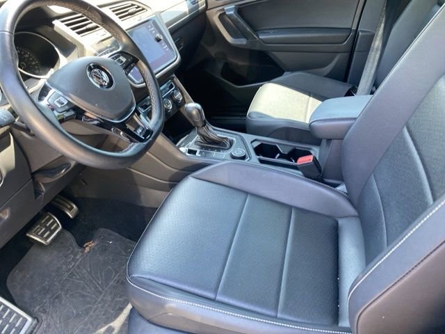 Used 2021 Volkswagen Tiguan SE R-Line AWD/4WD image 13