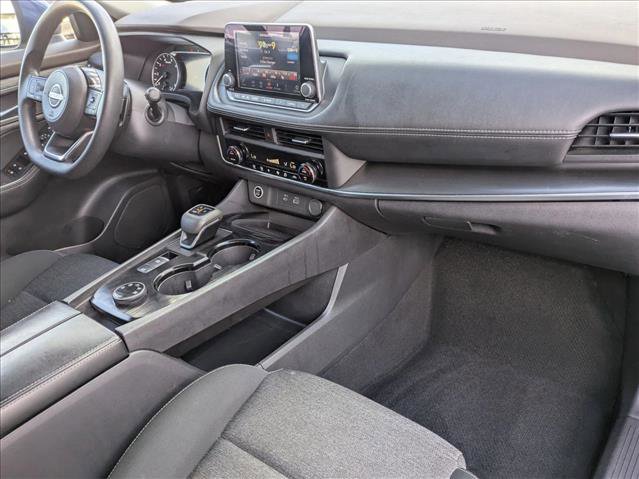 Used 2023 Nissan Rogue SV image 20
