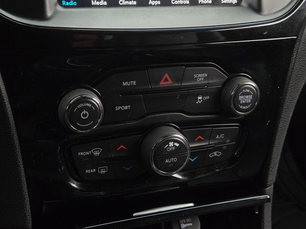 Used 2017 Chrysler 300 S image 20