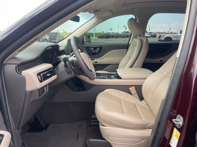 Used 2022 Lincoln Aviator Reserve AWD/4WD image 21
