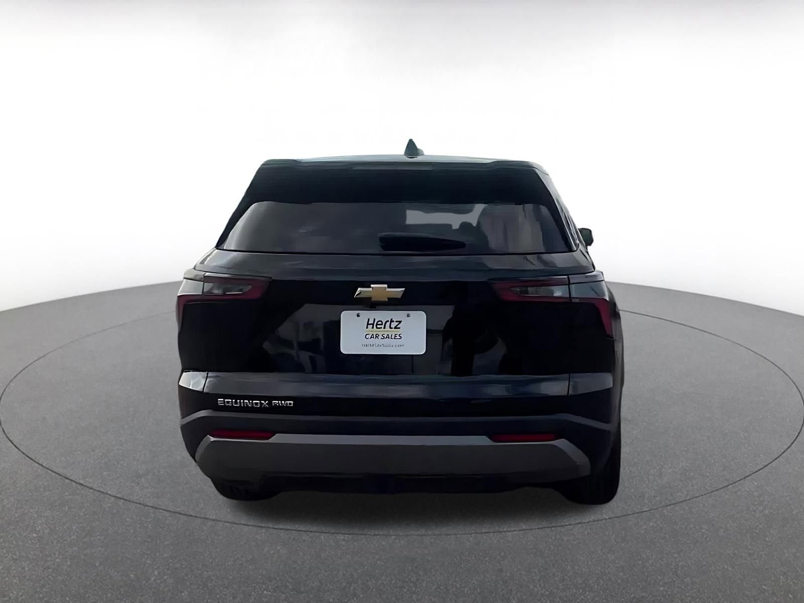 Used 2025 Chevrolet Equinox LT image 12