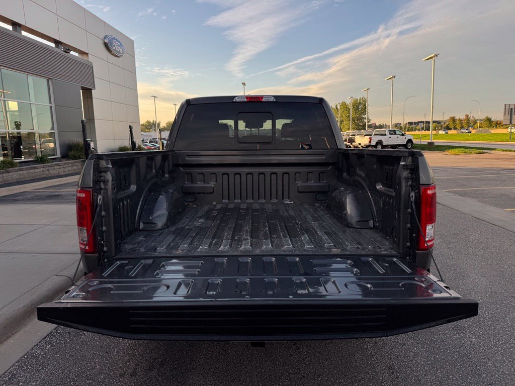 Used 2016 Ford F150 XLT w/ Equipment Group 302A Luxury AWD/4WD image 41