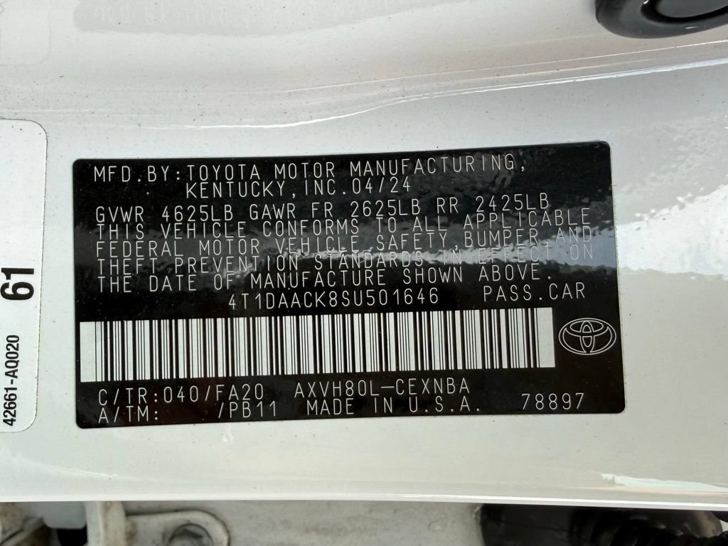 Used 2025 Toyota Camry LE FWD image 32