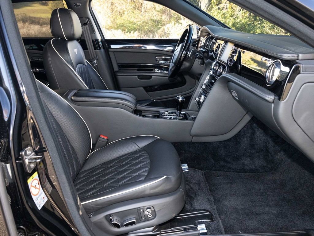 Used 2020 Bentley Mulsanne image 67