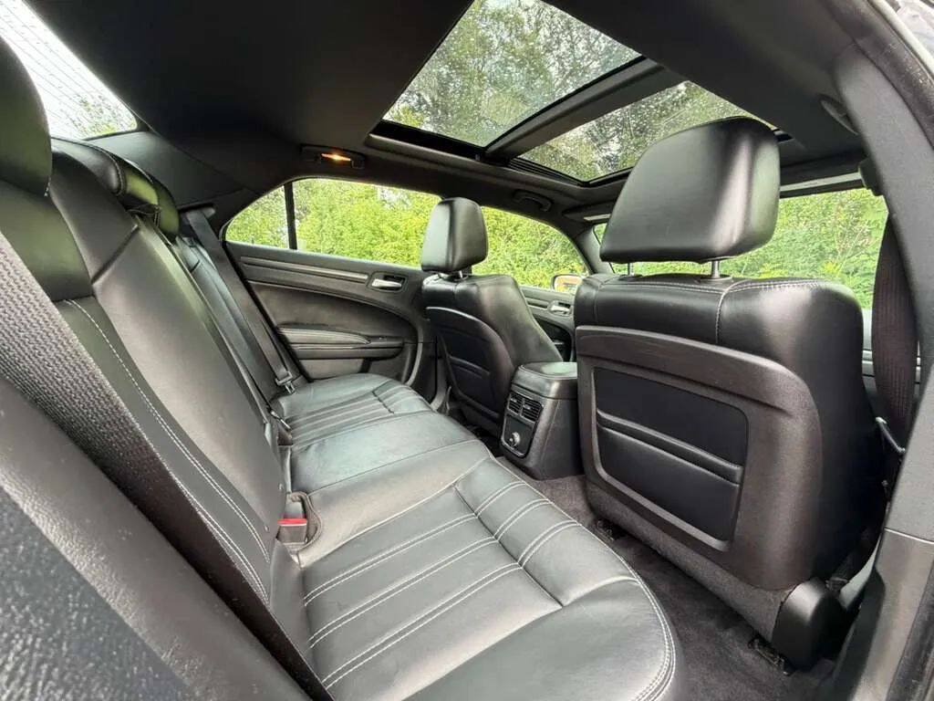 Used 2014 Chrysler 300 S AWD/4WD image 7