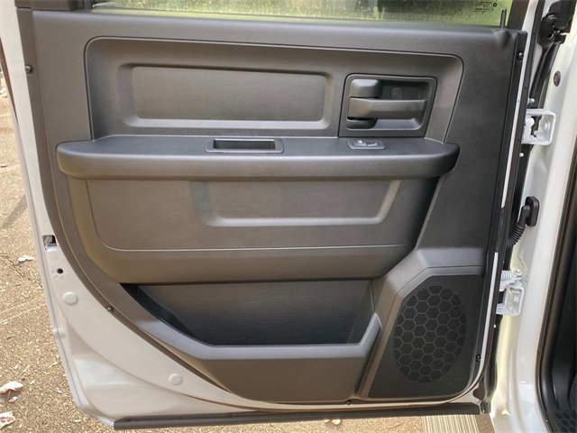 Used 2024 RAM 3500 Tradesman w/ Chrome Appearance Group image 10