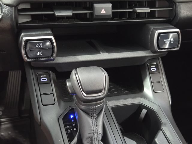 Used 2026 Toyota RAV4 AWD image 21