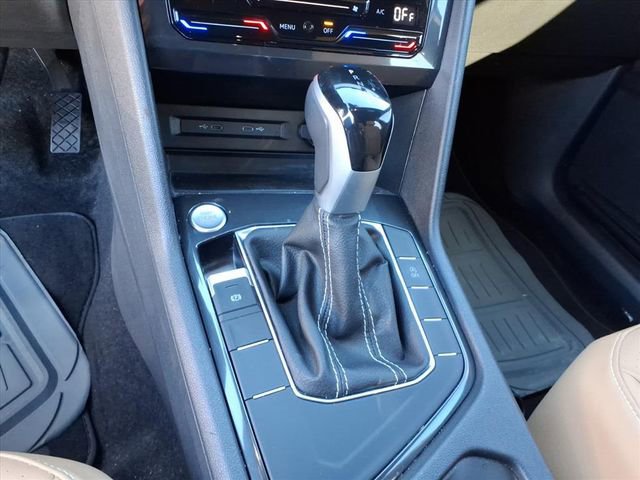 Used 2023 Volkswagen Tiguan SE image 13