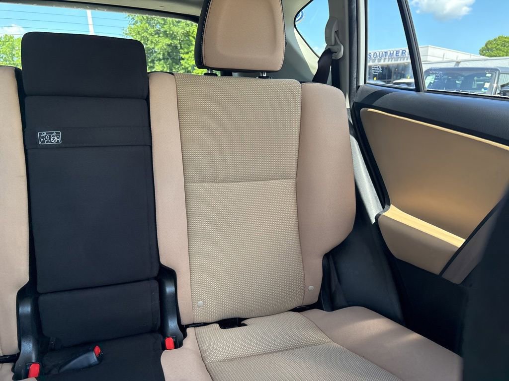 Used 2018 Toyota RAV4 XLE AWD/4WD image 13