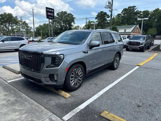 Used 2024 GMC Yukon Denali Ultimate AWD/4WD image 2