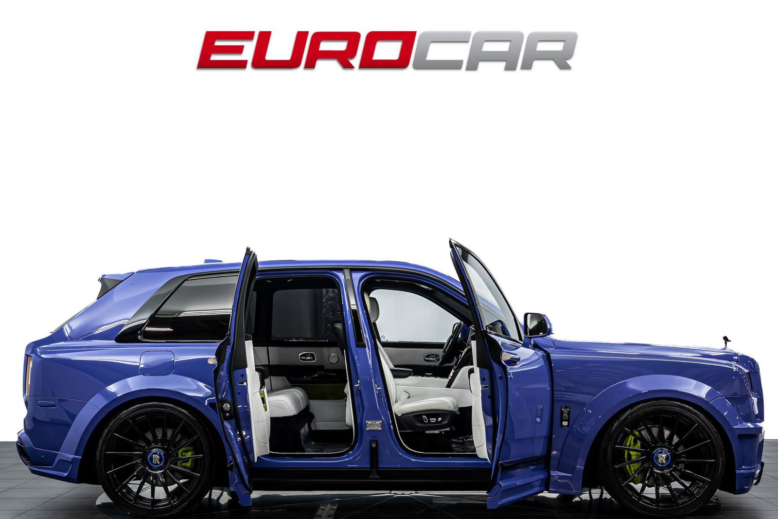 Used 2021 Rolls-Royce Cullinan Black Badge AWD/4WD image 8