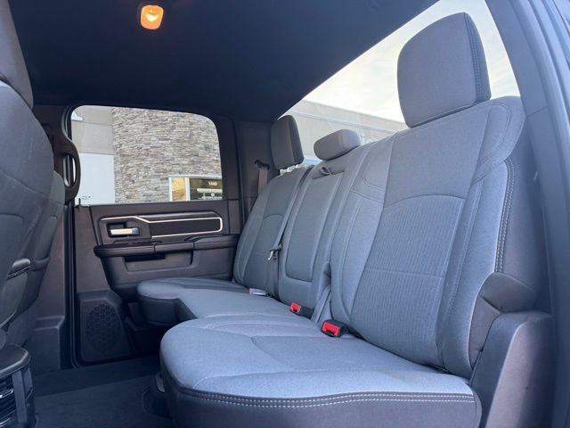 Used 2024 RAM 3500 Big Horn image 39