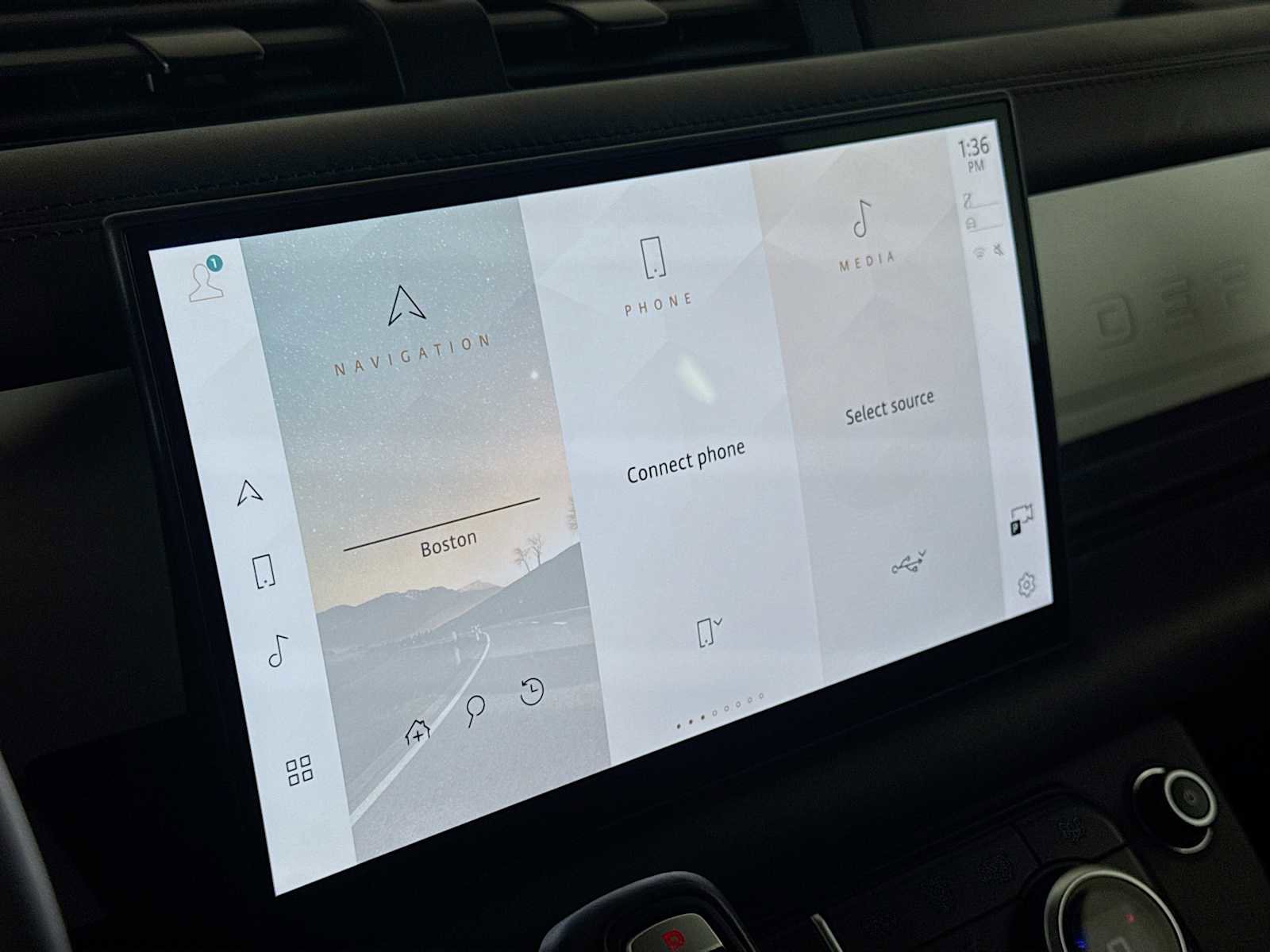 Used 2025 Land Rover Defender 110 S image 15