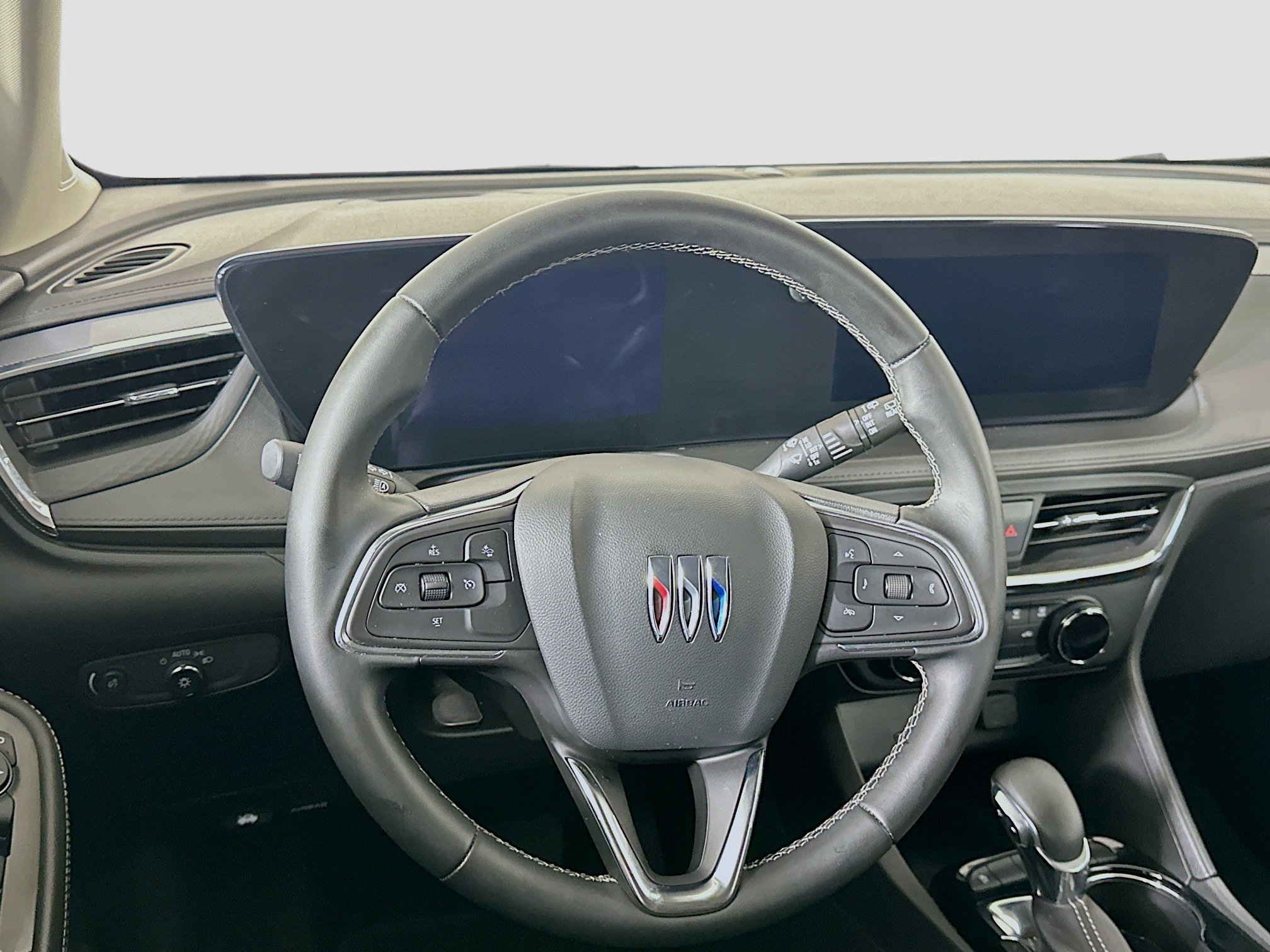 Used 2025 Buick Encore GX Preferred FWD image 18
