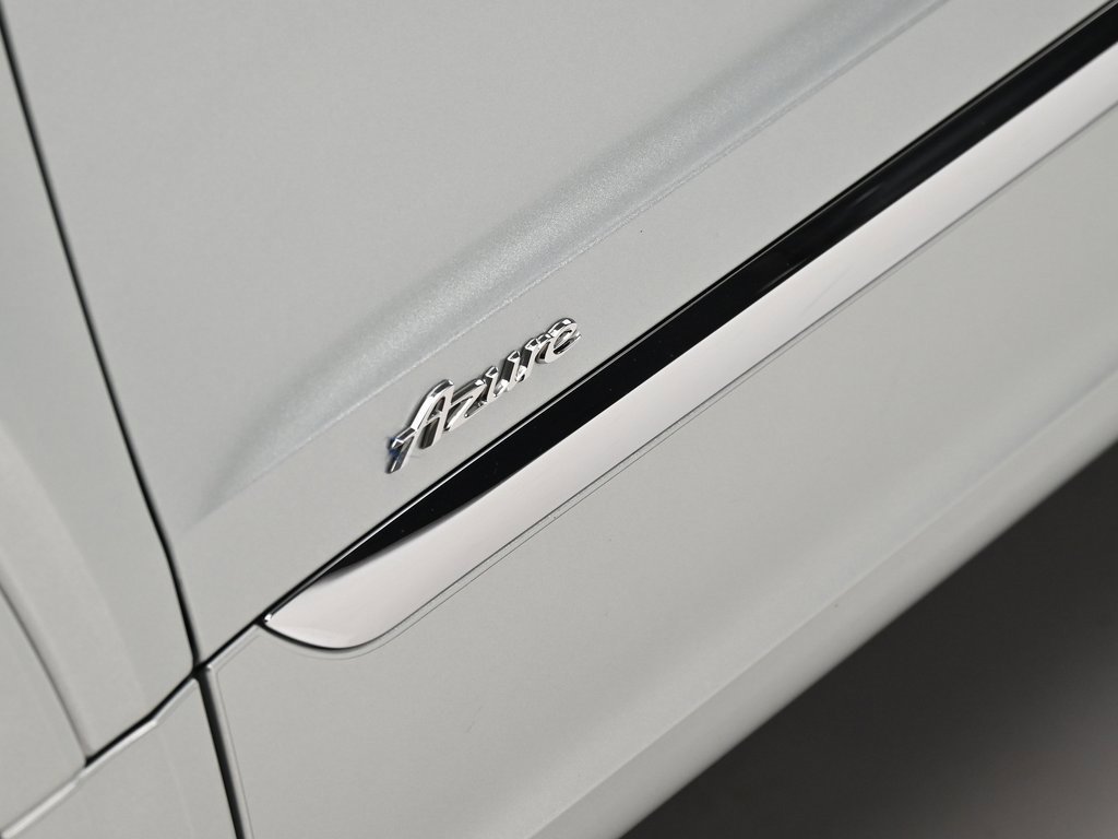 Certified 2025 Bentley Bentayga Extended Wheelbase image 33