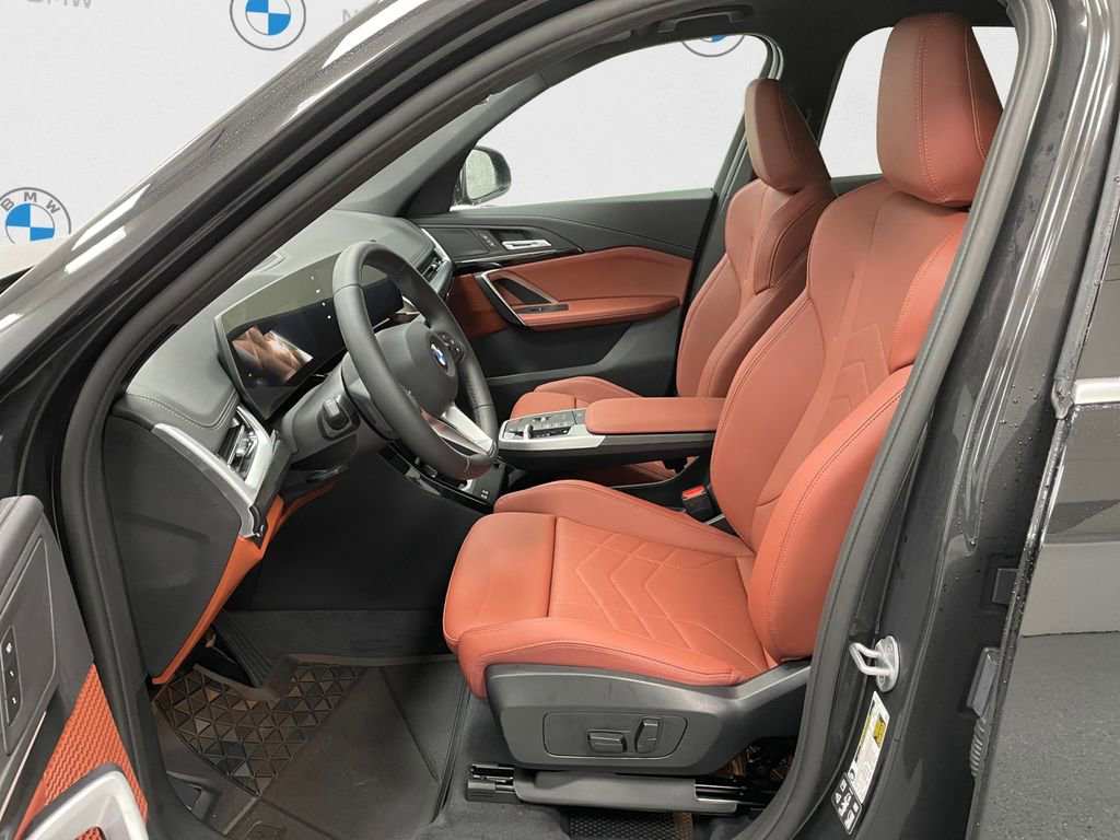 New 2026 BMW X1 xDrive28i w/ Technology Package AWD/4WD image 7
