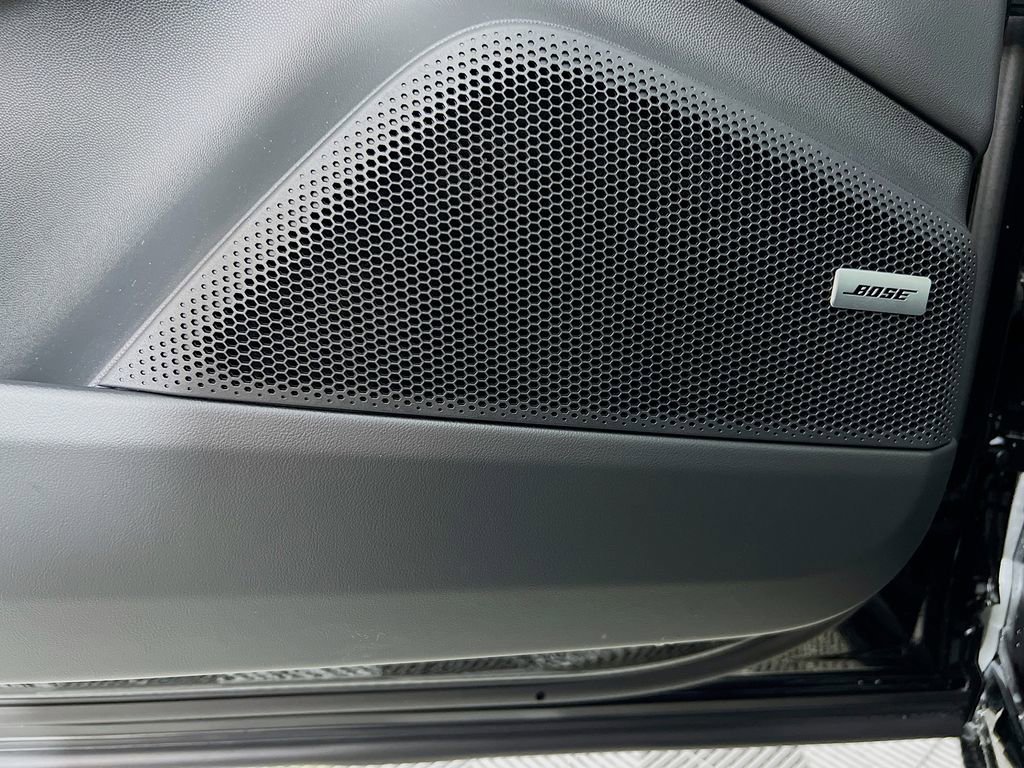 New 2026 Porsche Macan Turbo Electric image 21