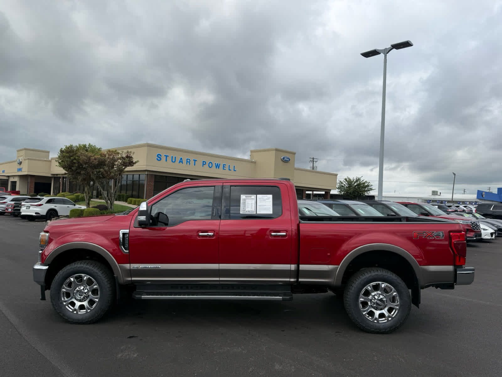 Used 2022 Ford F250 Lariat w/ Lariat Ultimate Package AWD/4WD image 26