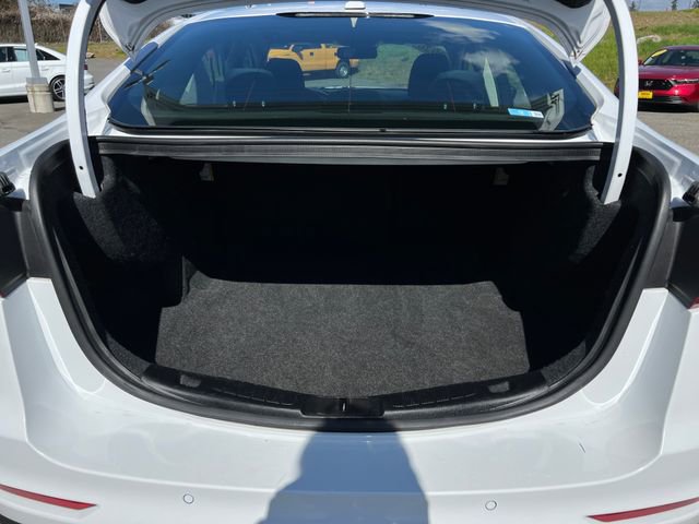 Used 2020 Ford Fusion SE image 15