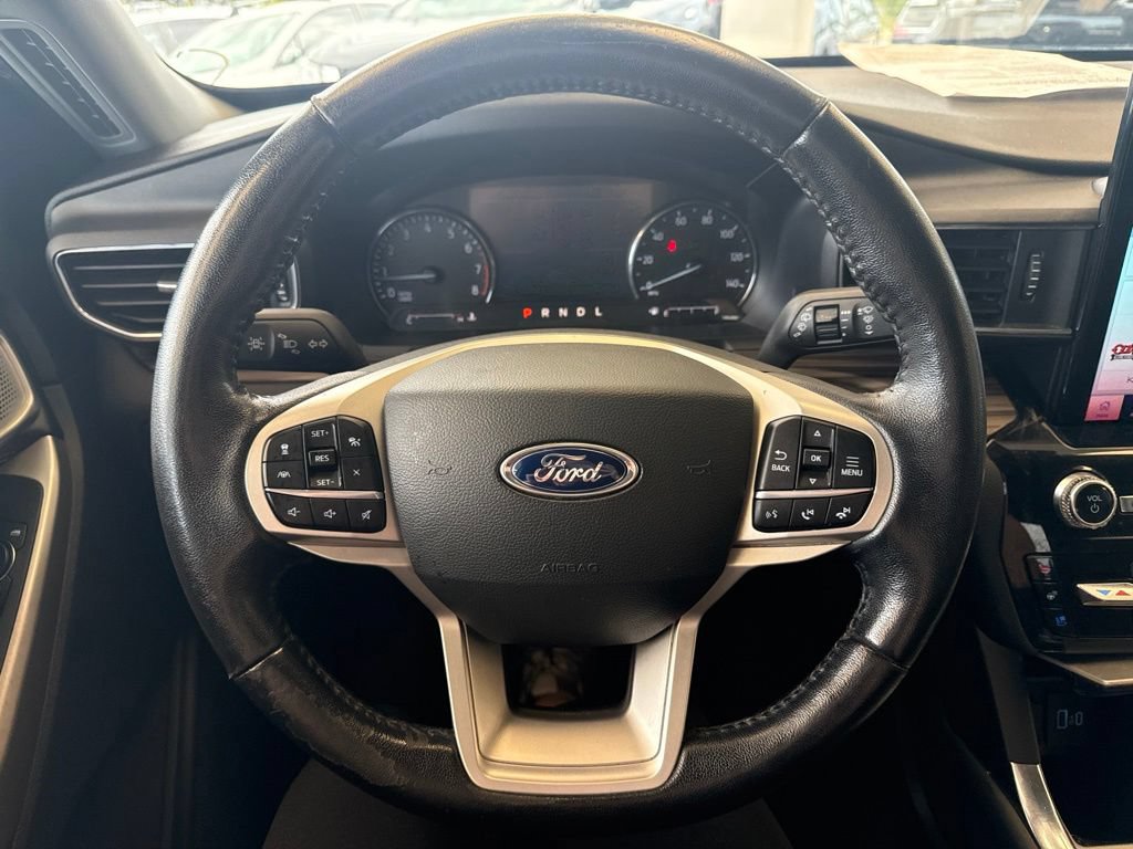 Used 2022 Ford Explorer Limited w/ Limited Technology Package AWD/4WD image 19