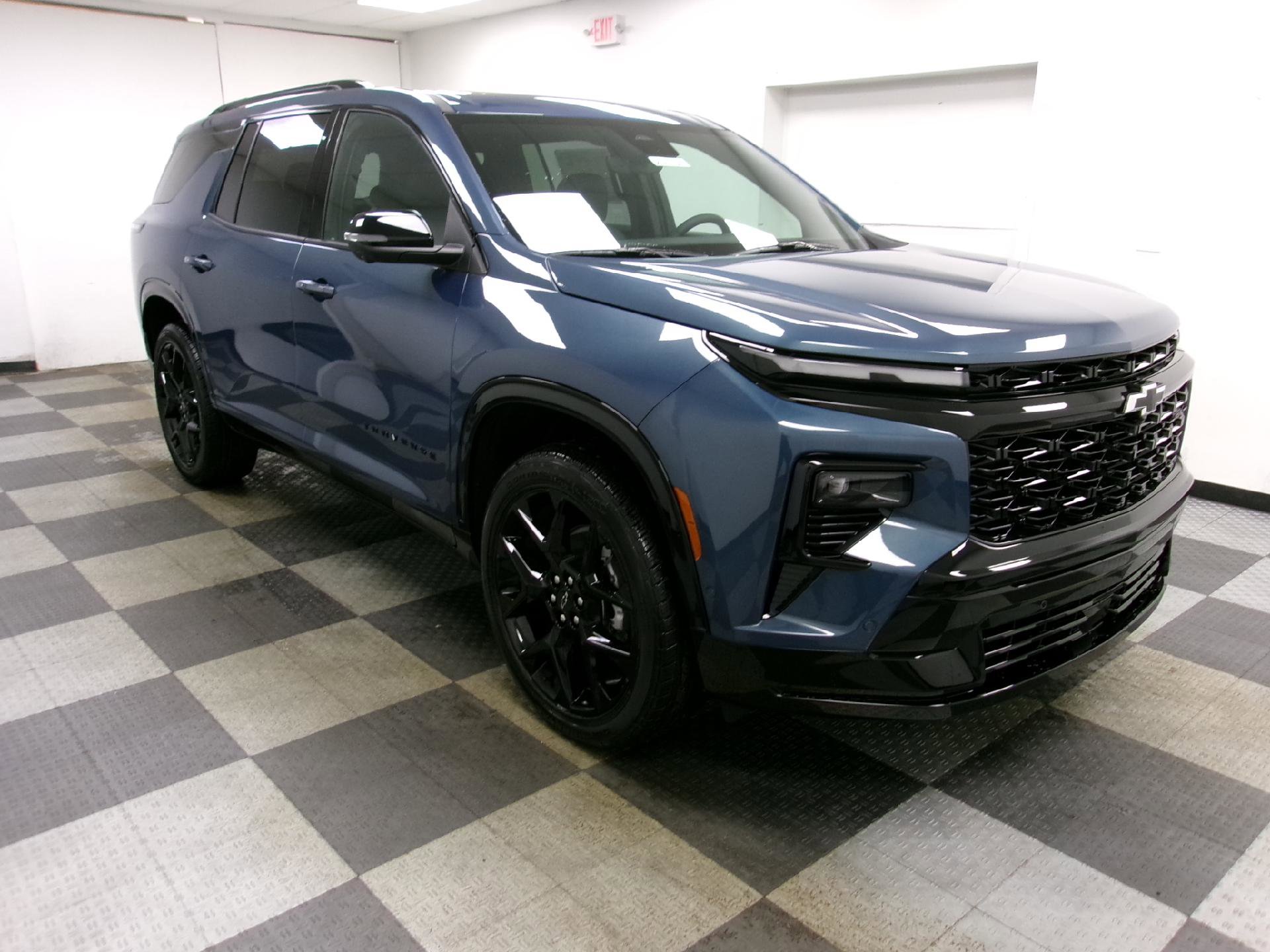 New 2026 Chevrolet Traverse RS w/ LPO, Floor Liner Package image 17