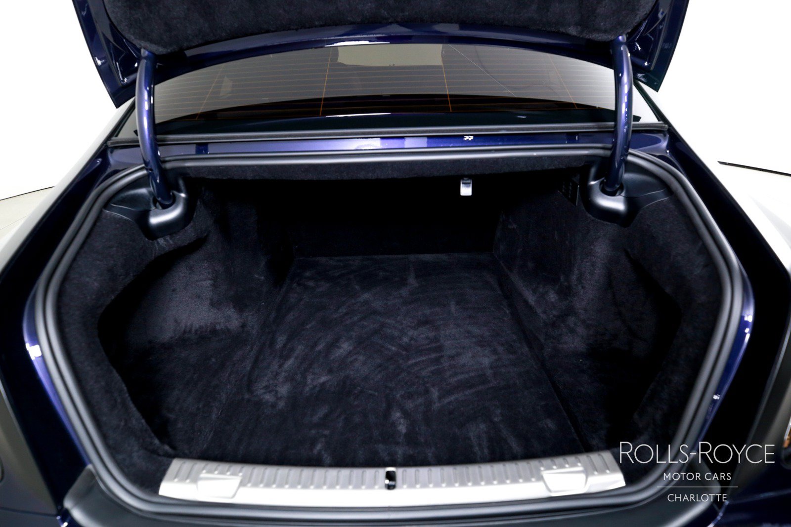 Certified 2024 Rolls-Royce Ghost Black Badge AWD/4WD image 24