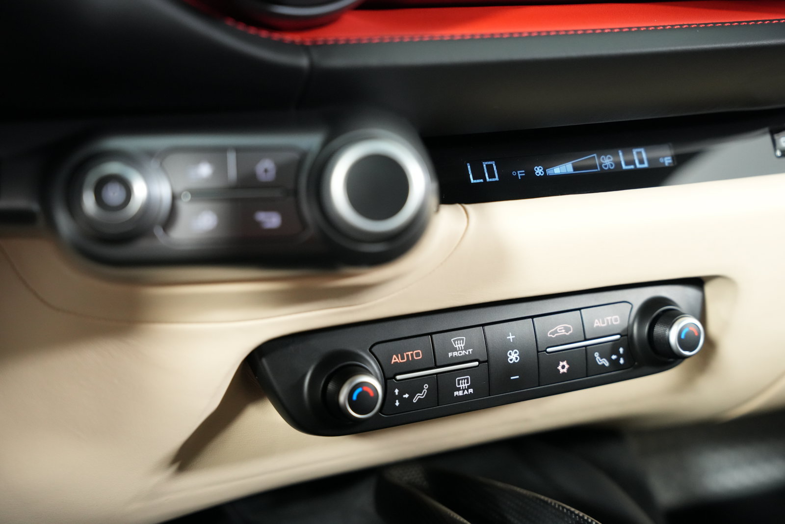 Certified 2019 Ferrari 812 Superfast RWD image 28