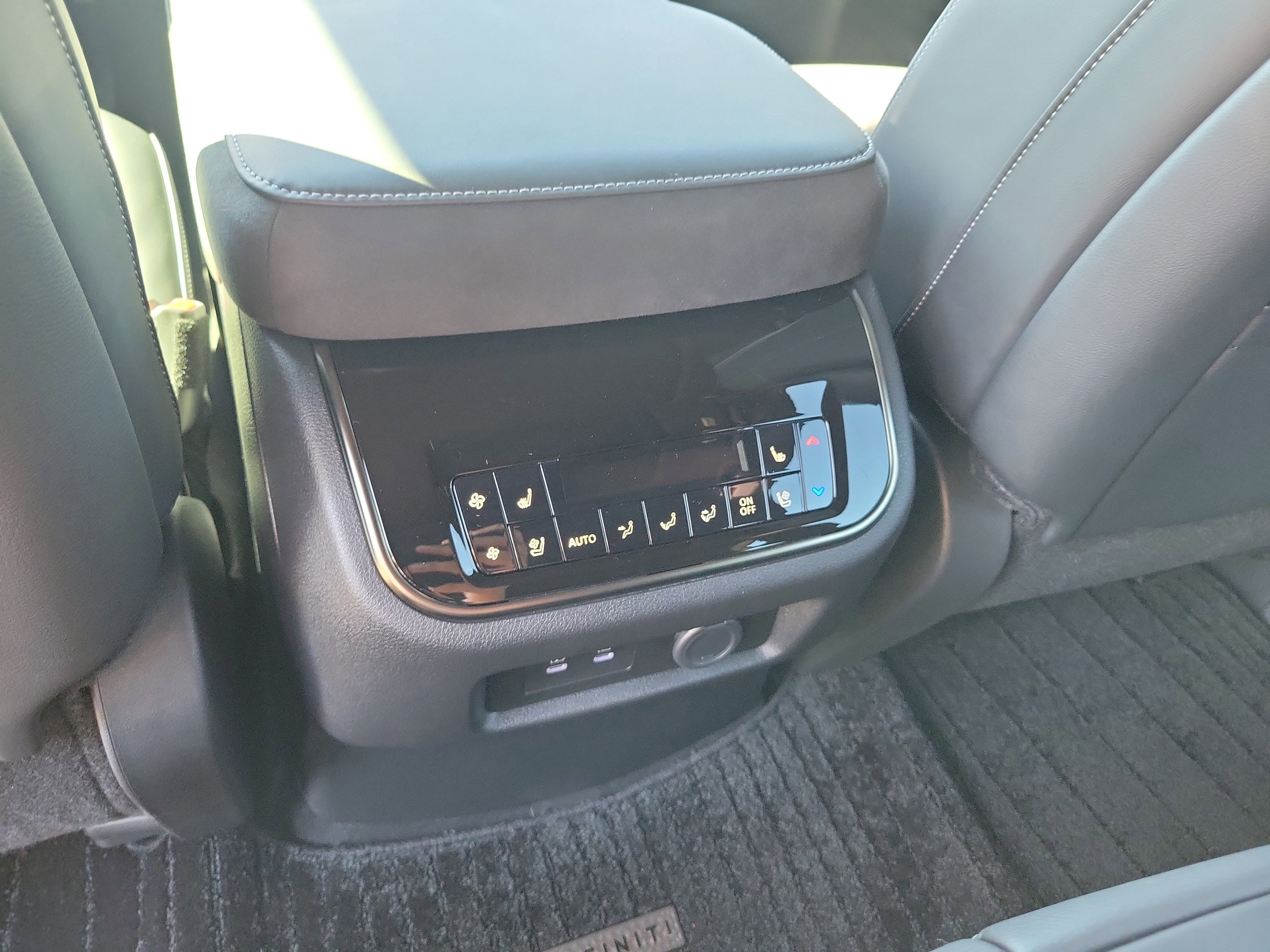 New 2026 INFINITI QX80 Autograph w/ Premium Cargo Package image 11