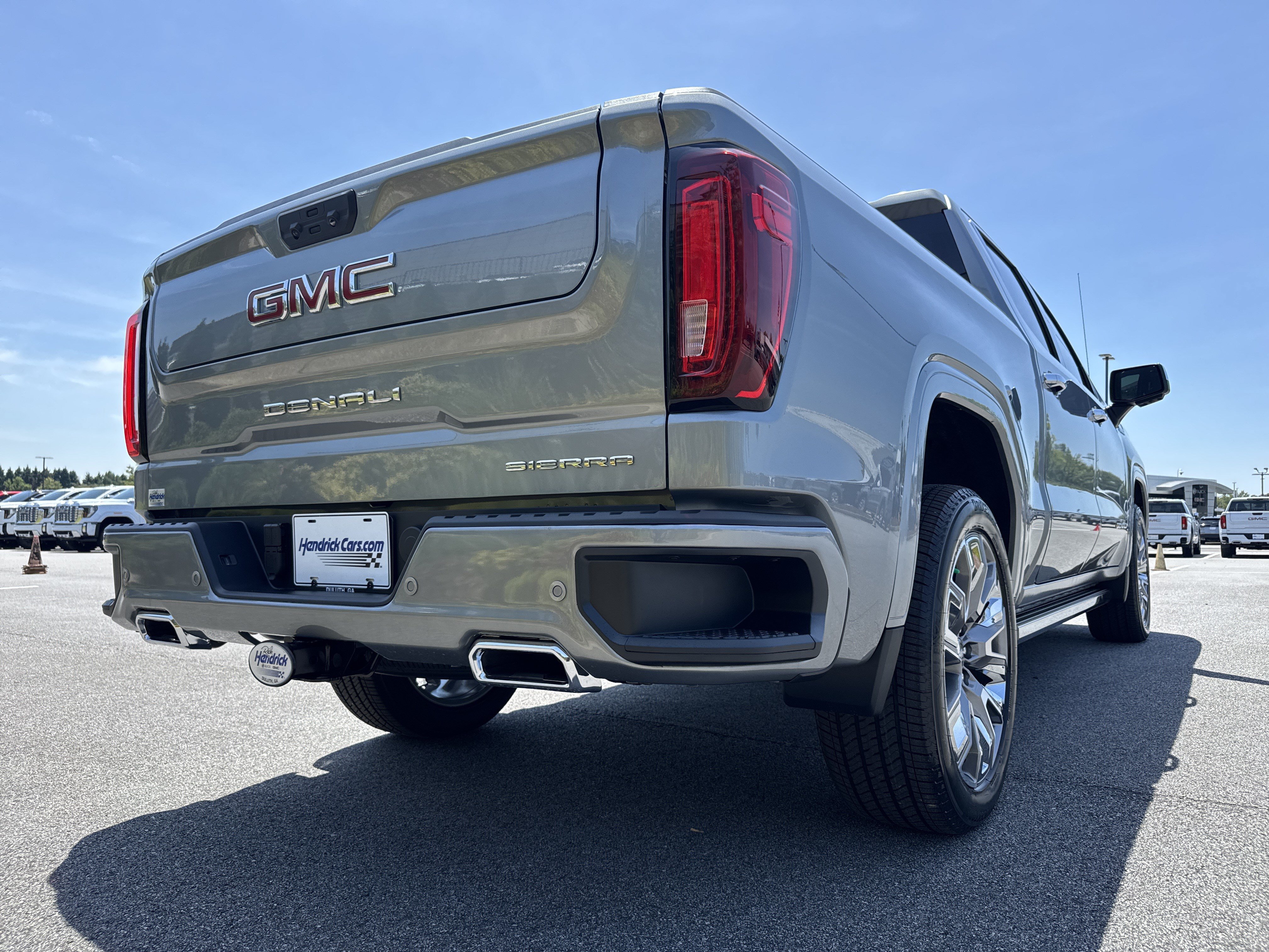 New 2026 GMC Sierra 1500 Denali w/ Denali Reserve Package AWD/4WD image 10