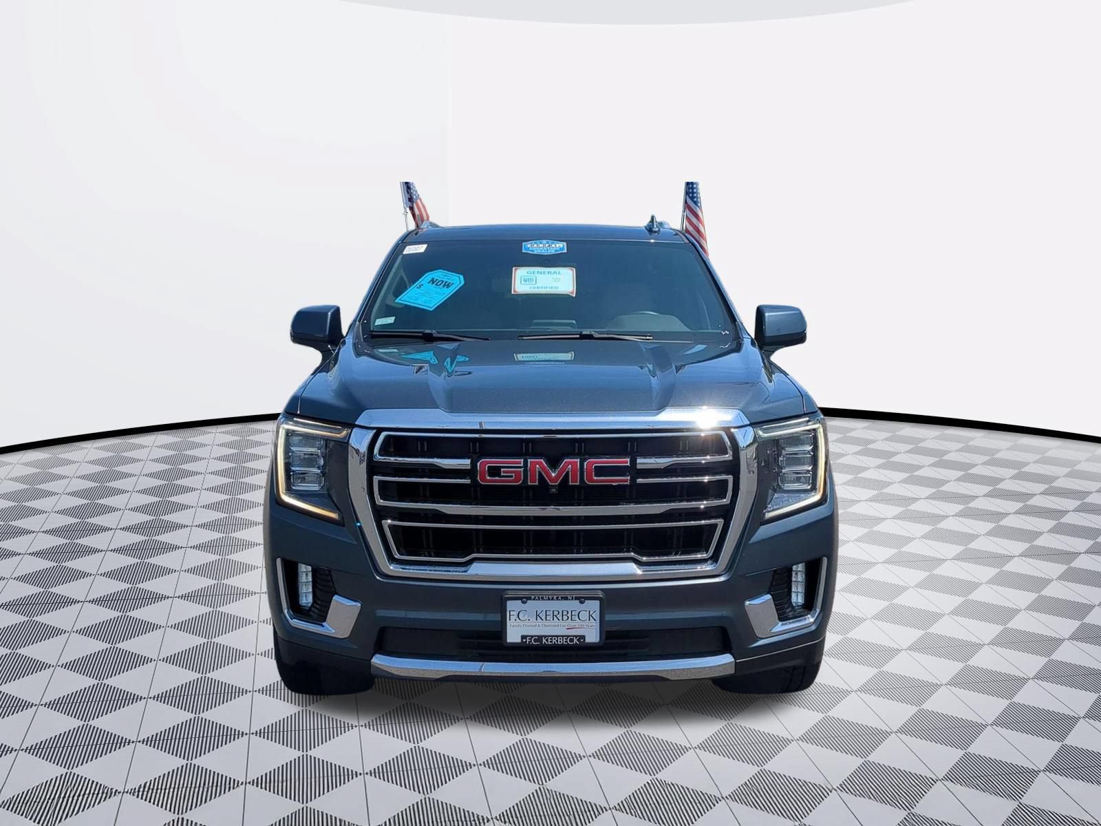 Certified 2021 GMC Yukon SLT w/ SLT Luxury Plus Package AWD/4WD image 3